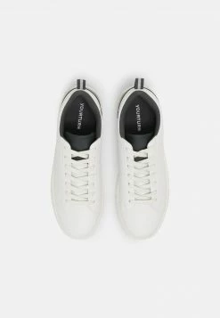 YOURTURN UNISEX - Sneakers Basse - White -Sconto YOURTURN in Italia 0cbe5960406b47edba6ca2b57664eddc