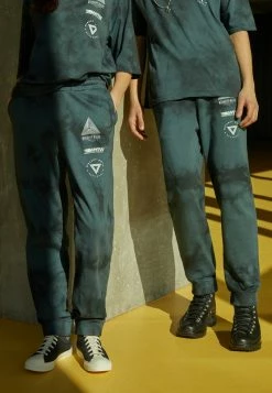 YOURTURN WINCENT WEISS UNISEX - Pantaloni Sportivi - Black 12 YOURTURN WINCENT WEISS UNISEX - Pantaloni Sportivi - Black -Sconto YOURTURN in Italia 0e98053b2e0742d9b6b12f6ac6064306