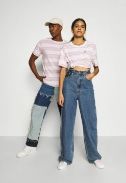 YOURTURN UNISEX - T-shirt Con Stampa - Pink/lilac -Sconto YOURTURN in Italia 11aba07a831348f48c278872d9ab991b