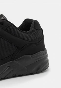 YOURTURN UNISEX - Sneakers Basse - Black 16 YOURTURN UNISEX - Sneakers Basse - Black -Sconto YOURTURN in Italia 1564c5fc120040e3a774a595021e45ef