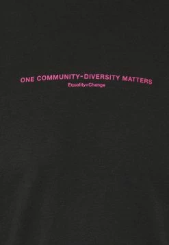 YOURTURN T-shirt Con Stampa - Black, Unisex 20 YOURTURN T-shirt Con Stampa - Black, Unisex -Sconto YOURTURN in Italia 18849ad727a34389a2593f48f03a7a89