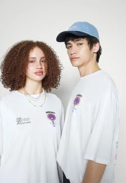 YOURTURN UNISEX - T-shirt Con Stampa - White -Sconto YOURTURN in Italia 1917fbd4e00e4498a2dc9324c050f93c