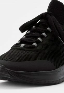 YOURTURN UNISEX - Sneakers Basse - Black -Sconto YOURTURN in Italia 1bdbaee41fdc4b25a2626f0c74030277