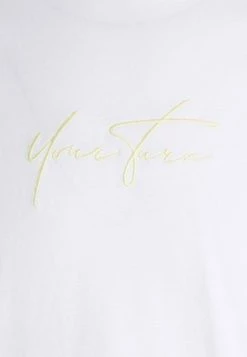 YOURTURN UNISEX - T-shirt Con Stampa - White/blue/red -Sconto YOURTURN in Italia 22fcbaa405cc4613be676dac347f97f5