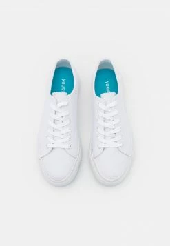 YOURTURN UNISEX - Sneakers Basse - White 11 YOURTURN UNISEX - Sneakers Basse - White -Sconto YOURTURN in Italia 2d9d1423a32a46b080dda56dd32f78b3