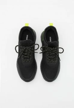 YOURTURN UNISEX - Sneakers Basse - Black -Sconto YOURTURN in Italia 3f982efa3223457b82df30fd39da7433