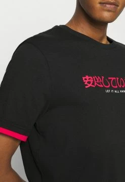 YOURTURN Unisex T-shirt Con Stampa - Black -Sconto YOURTURN in Italia 412631b668d34ee7abfccf920c061ab9