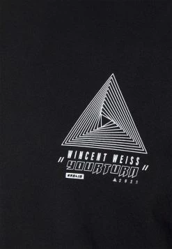 YOURTURN GRAPHIC TEE WINCENT WEISS UNISEX - T-shirt Con Stampa - Black -Sconto YOURTURN in Italia 47b1a94879984aae9357dcd3bb81d2d6