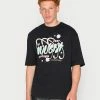 YOURTURN UNISEX - T-shirt Con Stampa - Black -Sconto YOURTURN in Italia 4b28fa1aead2449cbb744a6387c716f1
