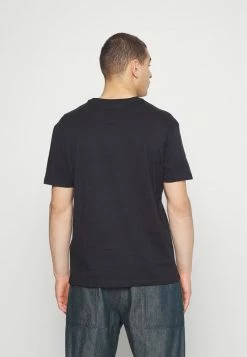 YOURTURN UNISEX - T-shirt Con Stampa - Black 10 YOURTURN UNISEX - T-shirt Con Stampa - Black -Sconto YOURTURN in Italia 4edd68e740734c7a97ccdb8e953ad4a1