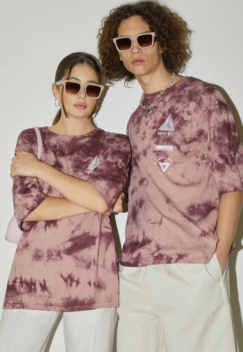 YOURTURN GRAPHIC TEE WINCENT WEISS UNISEX - T-shirt Con Stampa - Pink 6 YOURTURN GRAPHIC TEE WINCENT WEISS UNISEX - T-shirt Con Stampa - Pink - immagine 4