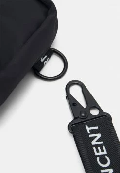 YOURTURN WINCENT WEISS SURT UNISEX - Borsa A Tracolla - Black -Sconto YOURTURN in Italia 55f461fe2d7647c99bb73914c1df245b