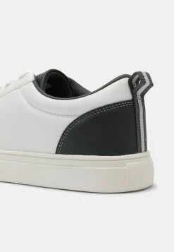 YOURTURN UNISEX - Sneakers Basse - White -Sconto YOURTURN in Italia 5619acb1c79b4df984edd3fa6f4d13e8