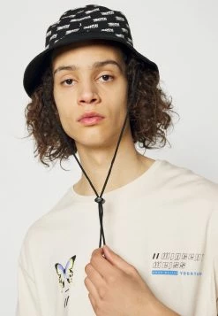 YOURTURN WINCENT WEISS UNISEX - Cappello - Black -Sconto YOURTURN in Italia 5bb90cb629444d7d9e86c216aeb93349