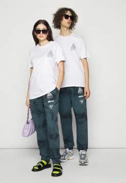 YOURTURN GRAPHIC TEE WINCENT WEISS UNISEX - T-shirt Con Stampa - White -Sconto YOURTURN in Italia 6f9bc5589ce84ef8b3dc5aee36602bb7