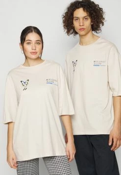 YOURTURN Unisex GRAPHIC TEE WINCENT WEISS BUTTERFLY TEE - T-shirt Con Stampa - Stone -Sconto YOURTURN in Italia 76c8e0e4485f427198995211dac53801