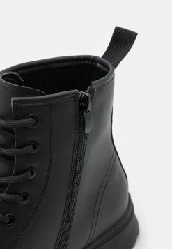 YOURTURN Uomo Stivaletti Stringati - Black -Sconto YOURTURN in Italia 76e359bbfd824950a53ac052b9389ecf