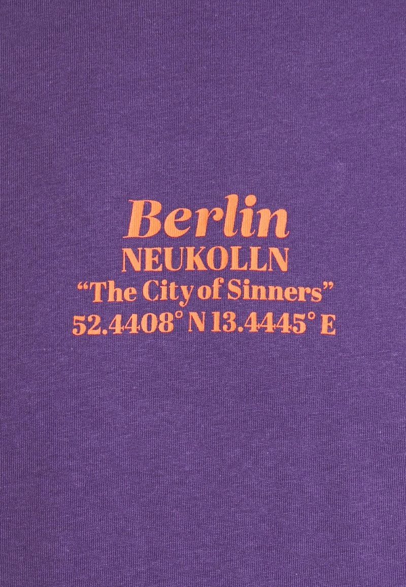 YOURTURN UNISEX - T-shirt Con Stampa - Purple 9 YOURTURN UNISEX - T-shirt Con Stampa - Purple - immagine 7