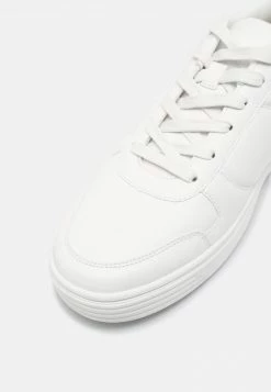 YOURTURN UNISEX - Sneakers Basse - White -Sconto YOURTURN in Italia 8437e0f80f214300b1e18f765662ea34