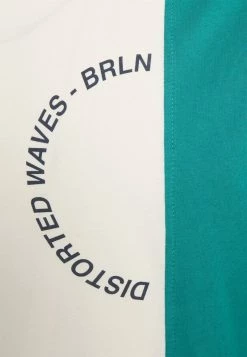 YOURTURN UNISEX - T-shirt Con Stampa - White/dark Blue -Sconto YOURTURN in Italia a550b5cc212842feacbca484f1935238