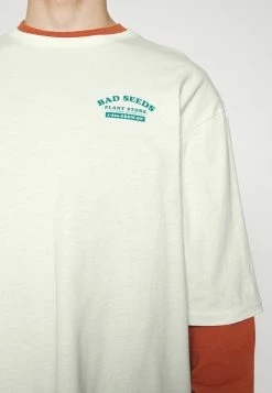 YOURTURN UNISEX - T-shirt Con Stampa - Offwhite 13 YOURTURN UNISEX - T-shirt Con Stampa - Offwhite -Sconto YOURTURN in Italia b029b4b610384a5d87dea26f124d929b