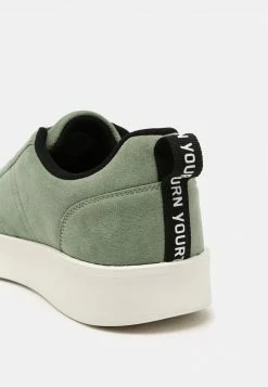 YOURTURN UNISEX - Sneakers Basse - Green 15 YOURTURN UNISEX - Sneakers Basse - Green -Sconto YOURTURN in Italia b6005b5de7b54cabaf05a4670513bfa8