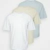 YOURTURN 3 PACK UNISEX - T-shirt Basic - White/off-white/light Blue -Sconto YOURTURN in Italia d26ba9448f9047a59aa5c0c2de34af67