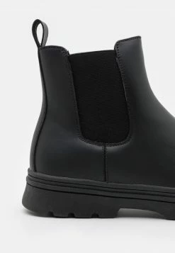 YOURTURN Stivaletti - Black, Uomo -Sconto YOURTURN in Italia d72a1667d3754e6b90e682d8773a3f8d