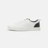 YOURTURN UNISEX - Sneakers Basse - White 1 YOURTURN UNISEX - Sneakers Basse - White -Sconto YOURTURN in Italia e283ca5669dd4b31bac23577433f0a56