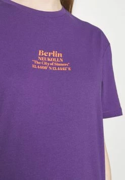 YOURTURN UNISEX - T-shirt Con Stampa - Purple 14 YOURTURN UNISEX - T-shirt Con Stampa - Purple -Sconto YOURTURN in Italia ed8eb4720f3e4d3a86b8515b85401562