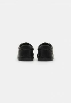 YOURTURN UNISEX - Sneakers Basse - Black -Sconto YOURTURN in Italia ee5877ecfe794baab3fe6f3154ba9f44