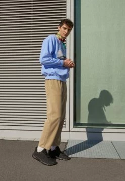 YOURTURN UNISEX - Sneakers Basse - Black