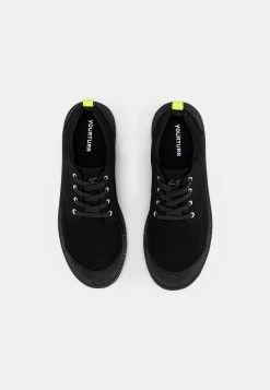 YOURTURN Stringate Sportive - Black, Unisex 11 YOURTURN Stringate Sportive - Black, Unisex -Sconto YOURTURN in Italia fb044b8fe0b3423e8757981b7d1d62b8